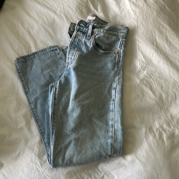 Wedgie Straight Levi’s - Picture 5 of 6